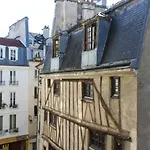 Pleasant studio close to REPUBLIQUE
