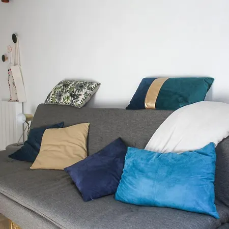 Pleasant Studio Close To Republique Appartamento Parigi